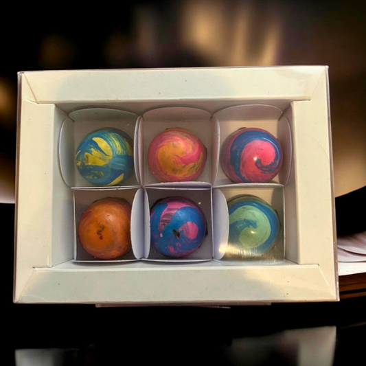 Caixa de papel cartão com 6 bombons