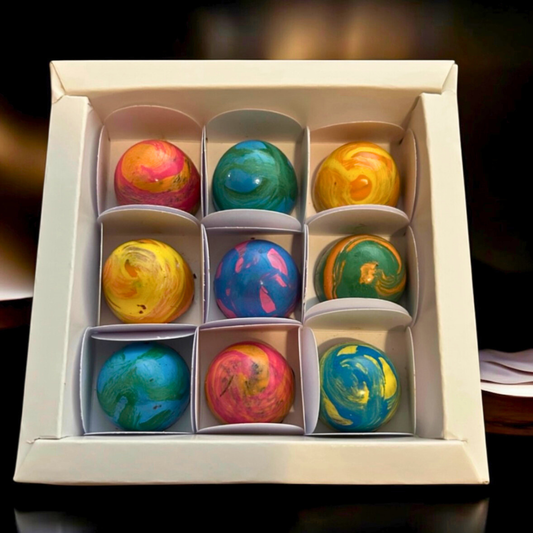 Caixa de papel cartão com 9 bombons